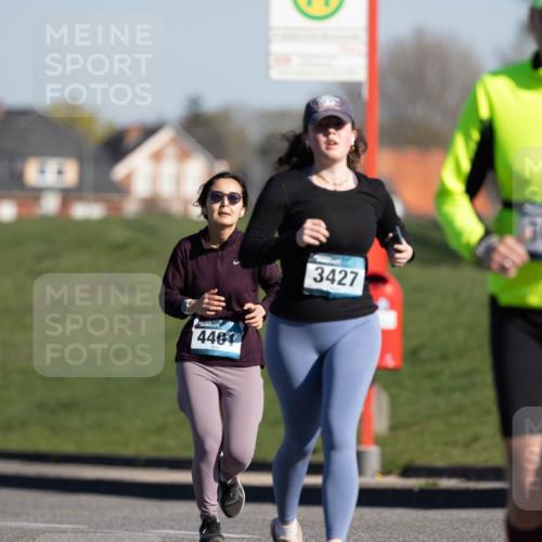 06.04.2025 - 44. Internationalen Wilhelmsburger Insellauf Michael Strokosch http://msf.ph/oto/7624693 06.04.2025 10:11:47 Laufen 3910, 4401, 3427, 3007 meine-sportfotos.de
