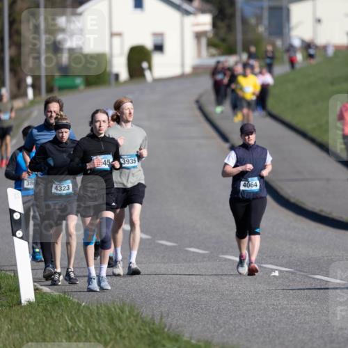 06.04.2025 - 44. Internationalen Wilhelmsburger Insellauf Michael Strokosch http://msf.ph/oto/7624714 06.04.2025 10:13:33 Laufen 38, 4323, 45, 3935, 4064 meine-sportfotos.de