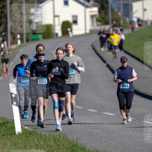 06.04.2025 - 44. Internationalen Wilhelmsburger Insellauf Michael Strokosch http://msf.ph/oto/7624717 06.04.2025 10:13:34 Laufen 3860, 4323, 364, 935, 4064 meine-sportfotos.de