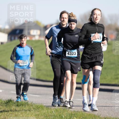06.04.2025 - 44. Internationalen Wilhelmsburger Insellauf Michael Strokosch http://msf.ph/oto/7624720 06.04.2025 10:13:46 Laufen 3860, 5, 4323 meine-sportfotos.de