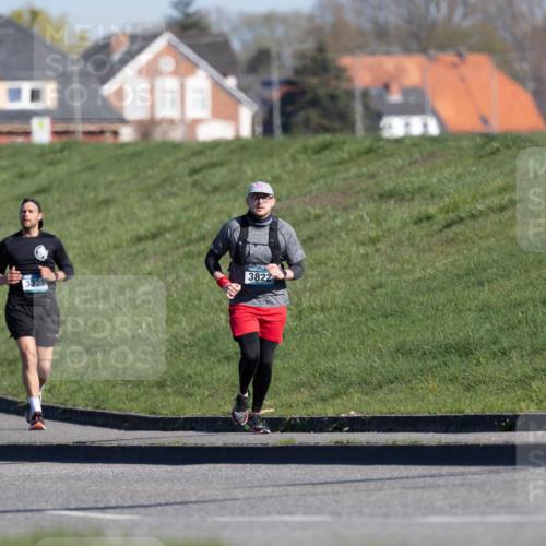 06.04.2025 - 44. Internationalen Wilhelmsburger Insellauf Michael Strokosch http://msf.ph/oto/7624751 06.04.2025 10:15:06 Laufen 3822 meine-sportfotos.de