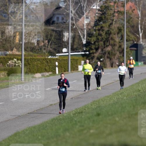 06.04.2025 - 44. Internationalen Wilhelmsburger Insellauf Michael Strokosch http://msf.ph/oto/7624762 06.04.2025 10:15:44 Laufen 3303, 115, 3449 meine-sportfotos.de