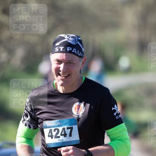 06.04.2025 - 44. Internationalen Wilhelmsburger Insellauf Michael Strokosch http://msf.ph/oto/7624831 06.04.2025 10:43:39 Laufen 4247, 1910 meine-sportfotos.de