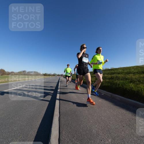 06.04.2025 - 44. Internationalen Wilhelmsburger Insellauf Michael Strokosch http://msf.ph/oto/7625173 06.04.2025 09:17:09 Laufen 5194, 5001 meine-sportfotos.de