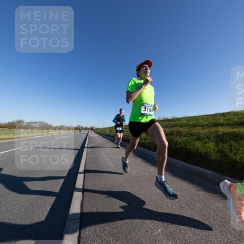 06.04.2025 - 44. Internationalen Wilhelmsburger Insellauf Michael Strokosch http://msf.ph/oto/7625187 06.04.2025 09:17:10 Laufen 3393, 3184 meine-sportfotos.de
