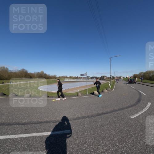 06.04.2025 - 44. Internationalen Wilhelmsburger Insellauf Michael Strokosch http://msf.ph/oto/7625197 06.04.2025 10:12:53 Laufen  meine-sportfotos.de
