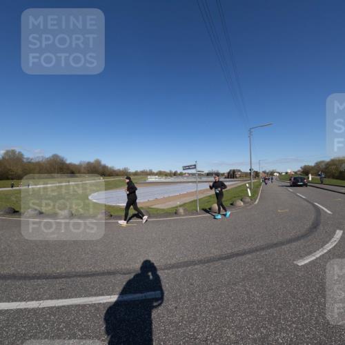 06.04.2025 - 44. Internationalen Wilhelmsburger Insellauf Michael Strokosch http://msf.ph/oto/7625198 06.04.2025 10:12:53 Laufen  meine-sportfotos.de
