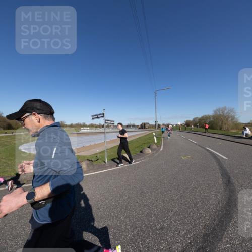 06.04.2025 - 44. Internationalen Wilhelmsburger Insellauf Michael Strokosch http://msf.ph/oto/7625216 06.04.2025 10:13:04 Laufen  meine-sportfotos.de