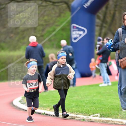 13.04.2025 - Hammer Lauf Dr. Thomas Lammeyer http://msf.ph/oto/7627191 13.04.2025 09:02:35 Laufen 15, 5209 meine-sportfotos.de