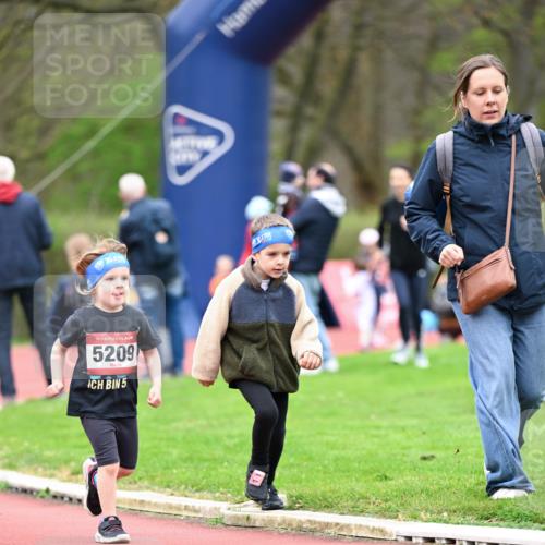 13.04.2025 - Hammer Lauf Dr. Thomas Lammeyer http://msf.ph/oto/7627196 13.04.2025 09:02:36 Laufen 15, 5209, 5 meine-sportfotos.de