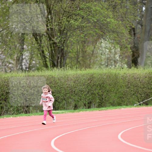 13.04.2025 - Hammer Lauf Dr. Thomas Lammeyer http://msf.ph/oto/7627212 13.04.2025 09:02:38 Laufen 5213 meine-sportfotos.de