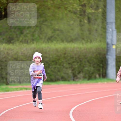 13.04.2025 - Hammer Lauf Dr. Thomas Lammeyer http://msf.ph/oto/7627245 13.04.2025 09:02:43 Laufen 15, 23 meine-sportfotos.de