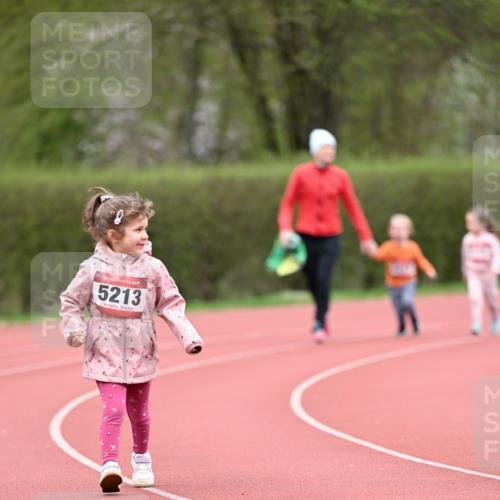 13.04.2025 - Hammer Lauf Dr. Thomas Lammeyer http://msf.ph/oto/7627262 13.04.2025 09:02:45 Laufen 15, 5213 meine-sportfotos.de