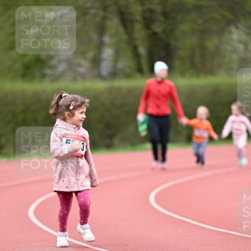 13.04.2025 - Hammer Lauf Dr. Thomas Lammeyer http://msf.ph/oto/7627264 13.04.2025 09:02:45 Laufen 15, 3 meine-sportfotos.de