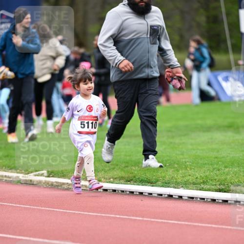 13.04.2025 - Hammer Lauf Dr. Thomas Lammeyer http://msf.ph/oto/7627299 13.04.2025 09:02:51 Laufen 15, 5110 meine-sportfotos.de