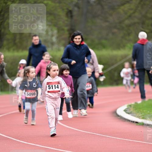 13.04.2025 - Hammer Lauf Dr. Thomas Lammeyer http://msf.ph/oto/7627316 13.04.2025 09:02:54 Laufen 5099, 15, 5114 meine-sportfotos.de