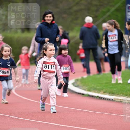 13.04.2025 - Hammer Lauf Dr. Thomas Lammeyer http://msf.ph/oto/7627330 13.04.2025 09:02:55 Laufen 5099, 15, 5114, 5074 meine-sportfotos.de