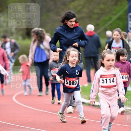 13.04.2025 - Hammer Lauf Dr. Thomas Lammeyer http://msf.ph/oto/7627346 13.04.2025 09:02:57 Laufen 5099, 5114, 074 meine-sportfotos.de