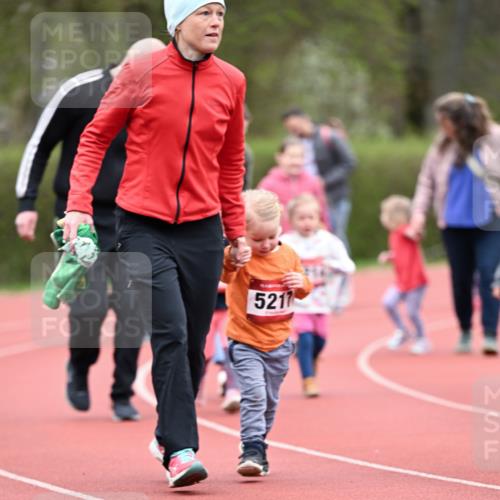 13.04.2025 - Hammer Lauf Dr. Thomas Lammeyer http://msf.ph/oto/7627349 13.04.2025 09:02:57 Laufen 5217 meine-sportfotos.de
