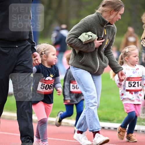 13.04.2025 - Hammer Lauf Dr. Thomas Lammeyer http://msf.ph/oto/7627383 13.04.2025 09:03:01 Laufen 15, 506, 50, 15, 5214 meine-sportfotos.de