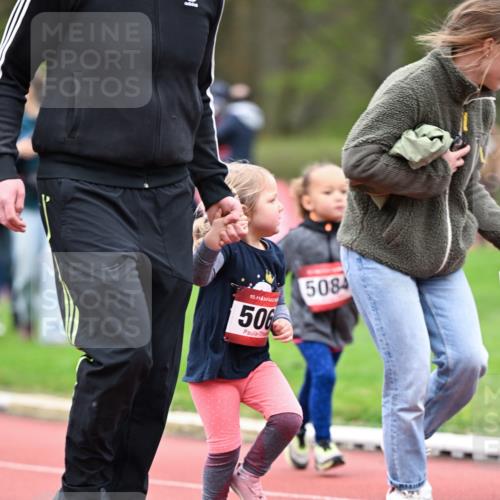 13.04.2025 - Hammer Lauf Dr. Thomas Lammeyer http://msf.ph/oto/7627385 13.04.2025 09:03:02 Laufen 15, 506, 5084 meine-sportfotos.de