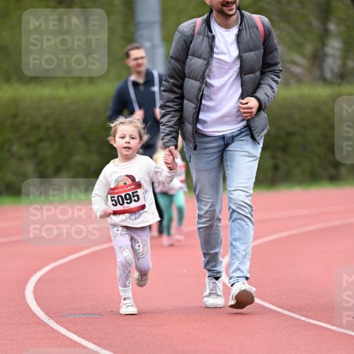 13.04.2025 - Hammer Lauf Dr. Thomas Lammeyer http://msf.ph/oto/7627399 13.04.2025 09:03:07 Laufen 5095 meine-sportfotos.de