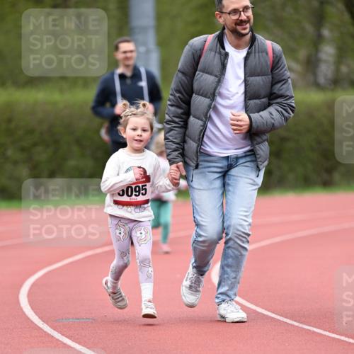13.04.2025 - Hammer Lauf Dr. Thomas Lammeyer http://msf.ph/oto/7627401 13.04.2025 09:03:07 Laufen 095 meine-sportfotos.de