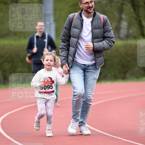 13.04.2025 - Hammer Lauf Dr. Thomas Lammeyer http://msf.ph/oto/7627402 13.04.2025 09:03:07 Laufen 5095 meine-sportfotos.de