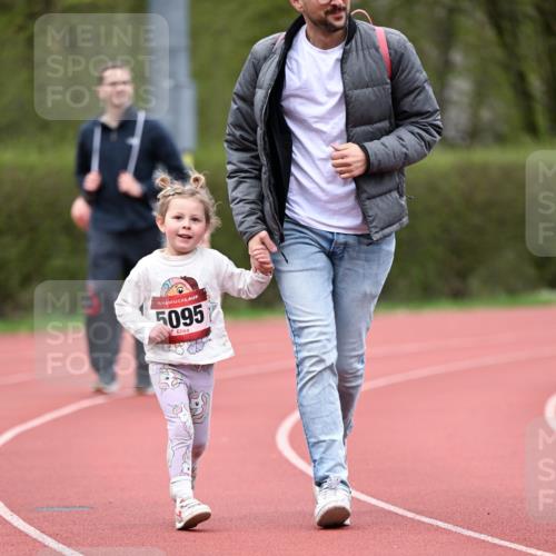 13.04.2025 - Hammer Lauf Dr. Thomas Lammeyer http://msf.ph/oto/7627404 13.04.2025 09:03:08 Laufen 15, 5095 meine-sportfotos.de
