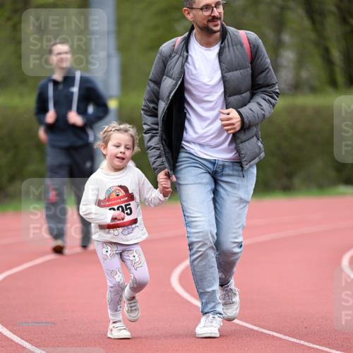 13.04.2025 - Hammer Lauf Dr. Thomas Lammeyer http://msf.ph/oto/7627405 13.04.2025 09:03:08 Laufen 15, 235 meine-sportfotos.de