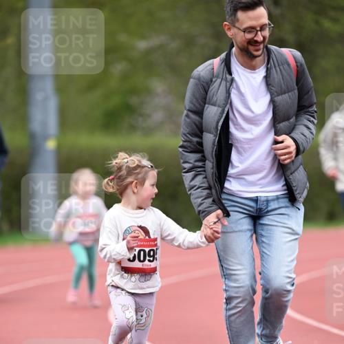 13.04.2025 - Hammer Lauf Dr. Thomas Lammeyer http://msf.ph/oto/7627414 13.04.2025 09:03:09 Laufen 509 meine-sportfotos.de
