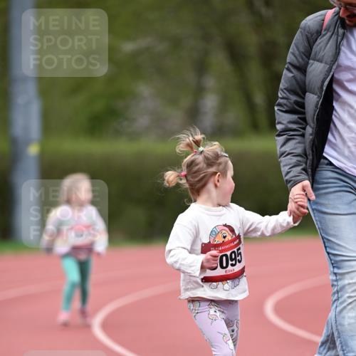 13.04.2025 - Hammer Lauf Dr. Thomas Lammeyer http://msf.ph/oto/7627420 13.04.2025 09:03:09 Laufen 15, 095 meine-sportfotos.de