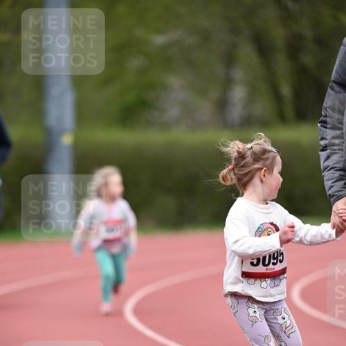 13.04.2025 - Hammer Lauf Dr. Thomas Lammeyer http://msf.ph/oto/7627421 13.04.2025 09:03:09 Laufen 095 meine-sportfotos.de