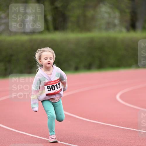 13.04.2025 - Hammer Lauf Dr. Thomas Lammeyer http://msf.ph/oto/7627438 13.04.2025 09:03:12 Laufen 15, 5012 meine-sportfotos.de
