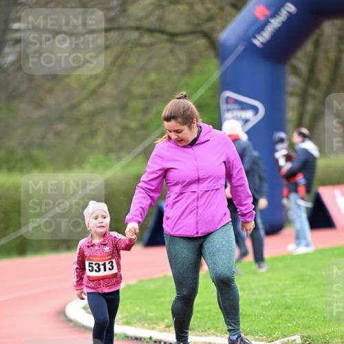 13.04.2025 - Hammer Lauf Dr. Thomas Lammeyer http://msf.ph/oto/7627511 13.04.2025 09:03:49 Laufen 15, 5313 meine-sportfotos.de