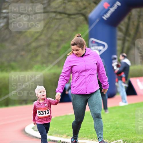 13.04.2025 - Hammer Lauf Dr. Thomas Lammeyer http://msf.ph/oto/7627512 13.04.2025 09:03:49 Laufen 15, 5313 meine-sportfotos.de