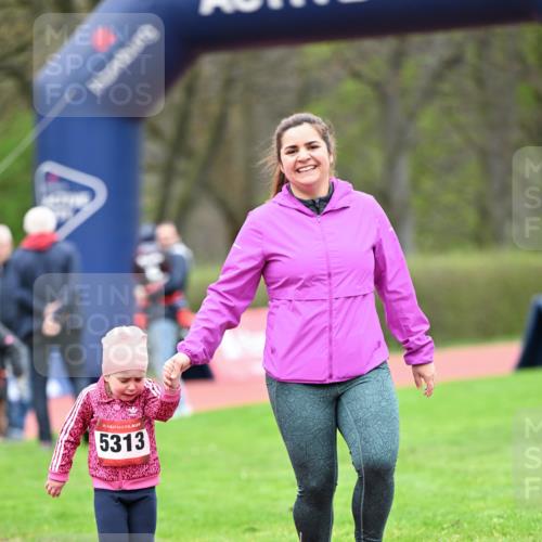 13.04.2025 - Hammer Lauf Dr. Thomas Lammeyer http://msf.ph/oto/7627528 13.04.2025 09:03:51 Laufen 15, 5313 meine-sportfotos.de