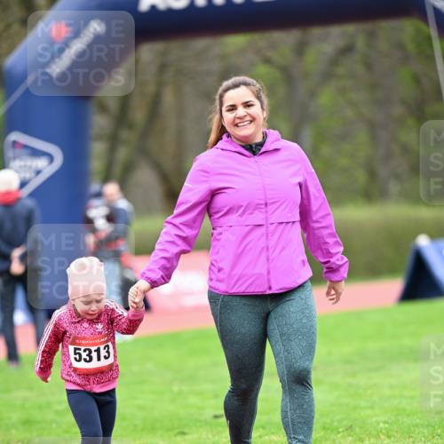 13.04.2025 - Hammer Lauf Dr. Thomas Lammeyer http://msf.ph/oto/7627529 13.04.2025 09:03:51 Laufen 15, 5313 meine-sportfotos.de