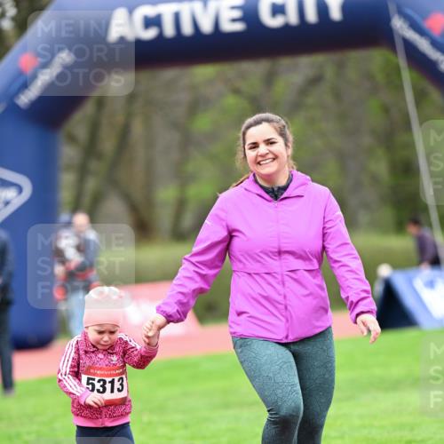 13.04.2025 - Hammer Lauf Dr. Thomas Lammeyer http://msf.ph/oto/7627532 13.04.2025 09:03:51 Laufen 15, 5313 meine-sportfotos.de