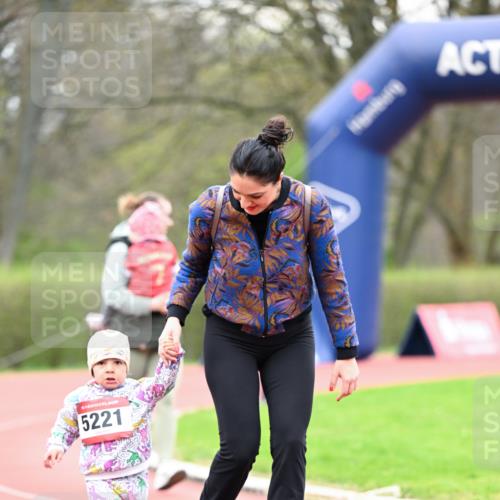 13.04.2025 - Hammer Lauf Dr. Thomas Lammeyer http://msf.ph/oto/7627535 13.04.2025 09:04:34 Laufen 5221 meine-sportfotos.de