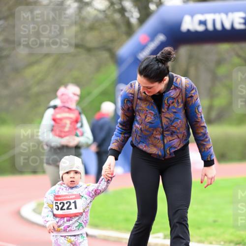 13.04.2025 - Hammer Lauf Dr. Thomas Lammeyer http://msf.ph/oto/7627543 13.04.2025 09:04:35 Laufen 5221 meine-sportfotos.de