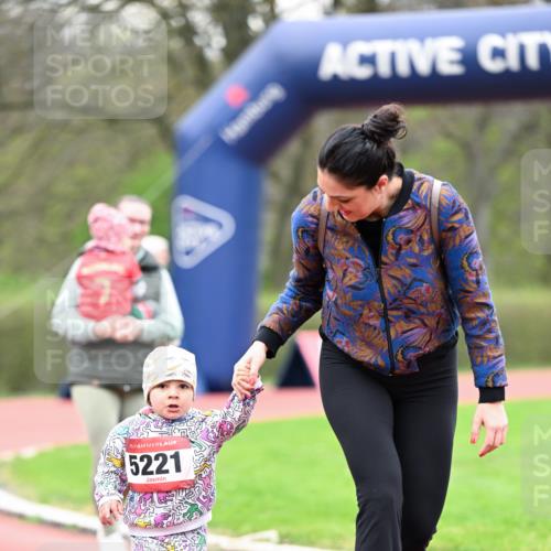 13.04.2025 - Hammer Lauf Dr. Thomas Lammeyer http://msf.ph/oto/7627545 13.04.2025 09:04:35 Laufen 5221 meine-sportfotos.de