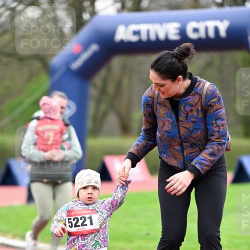 13.04.2025 - Hammer Lauf Dr. Thomas Lammeyer http://msf.ph/oto/7627549 13.04.2025 09:04:36 Laufen 5, 5221 meine-sportfotos.de