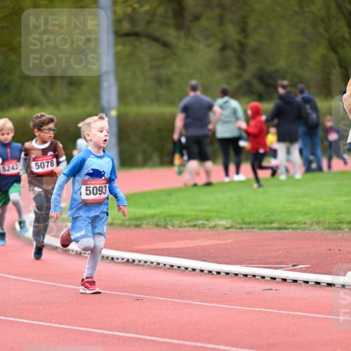 13.04.2025 - Hammer Lauf Dr. Thomas Lammeyer http://msf.ph/oto/7627597 13.04.2025 09:10:03 Laufen 5242, 5078, 15, 5093 meine-sportfotos.de