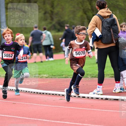 13.04.2025 - Hammer Lauf Dr. Thomas Lammeyer http://msf.ph/oto/7627608 13.04.2025 09:10:05 Laufen 5052, 242, 5078 meine-sportfotos.de