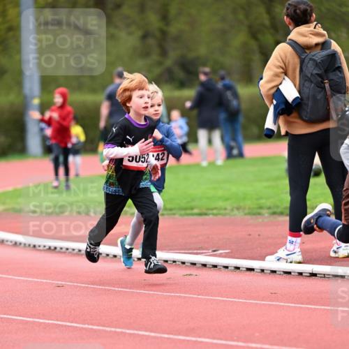 13.04.2025 - Hammer Lauf Dr. Thomas Lammeyer http://msf.ph/oto/7627610 13.04.2025 09:10:05 Laufen 5052, 42 meine-sportfotos.de