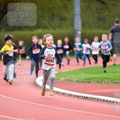 13.04.2025 - Hammer Lauf Dr. Thomas Lammeyer http://msf.ph/oto/7627640 13.04.2025 09:10:11 Laufen 3007, 072, 5092 meine-sportfotos.de