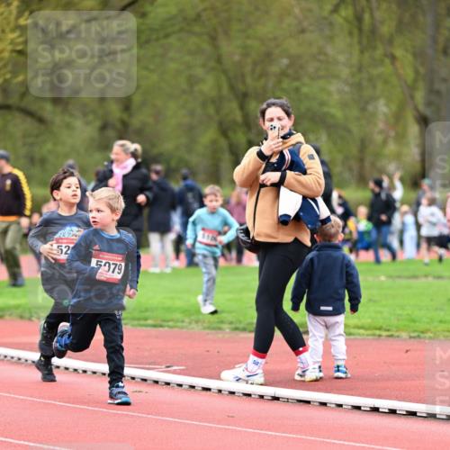13.04.2025 - Hammer Lauf Dr. Thomas Lammeyer http://msf.ph/oto/7627718 13.04.2025 09:10:25 Laufen 52, 15, 5979, 5106 meine-sportfotos.de