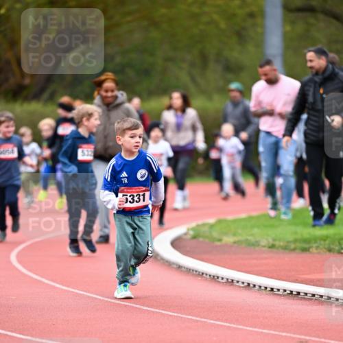 13.04.2025 - Hammer Lauf Dr. Thomas Lammeyer http://msf.ph/oto/7627752 13.04.2025 09:10:30 Laufen 5454, 522, 15, 5331 meine-sportfotos.de