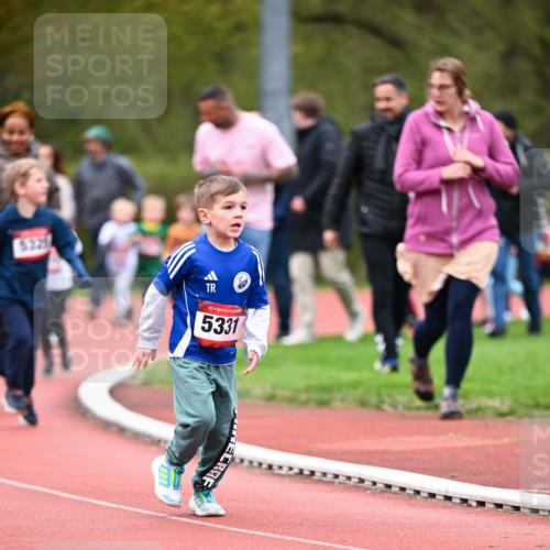 13.04.2025 - Hammer Lauf Dr. Thomas Lammeyer http://msf.ph/oto/7627759 13.04.2025 09:10:31 Laufen 5221, 15, 5331 meine-sportfotos.de